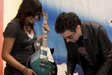 calamaro firma disco mexico